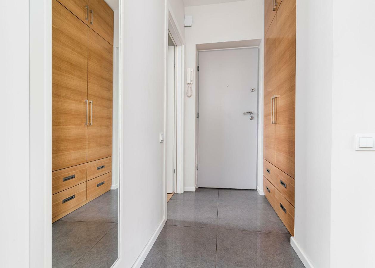 Teatr Wielki 2-Bedroom Apartment วอร์ซอ ภายนอก รูปภาพ