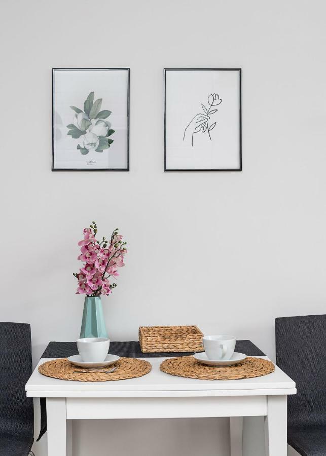 Teatr Wielki 2-Bedroom Apartment วอร์ซอ ภายนอก รูปภาพ